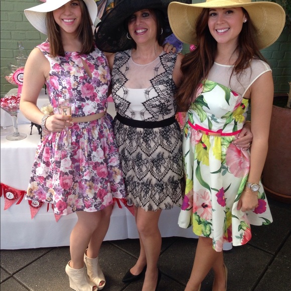 Ted Baker floral dress - Picture 6 of 6